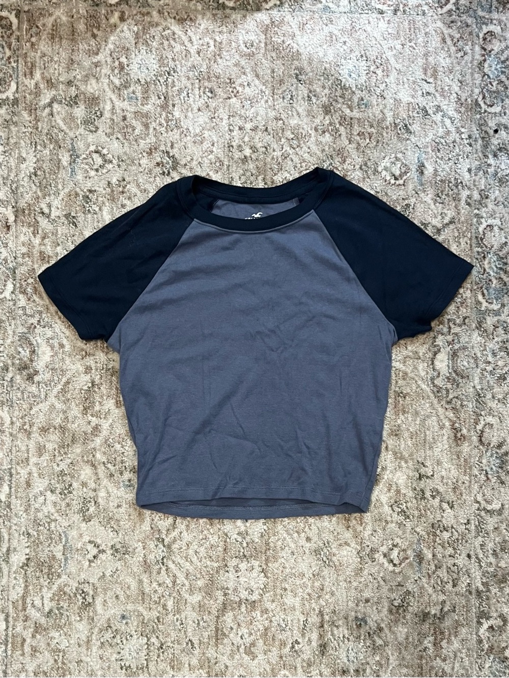 Hollister baby tee